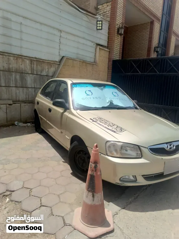 Hyundai Accent 2000 photo 5