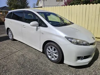 Toyota Wish 2009 photo 4