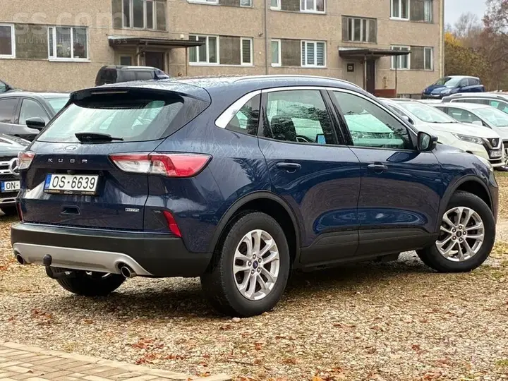 Ford Kuga 2022 photo 3