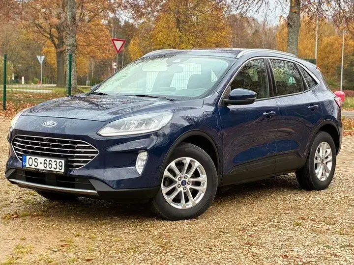 Ford Kuga 2022 photo 2