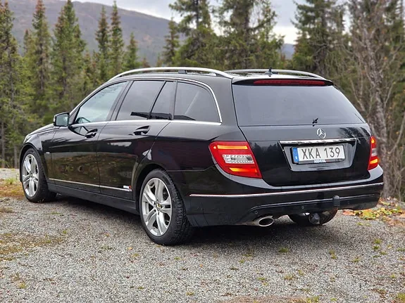 Mercedes-Benz C250 2012 photo 2