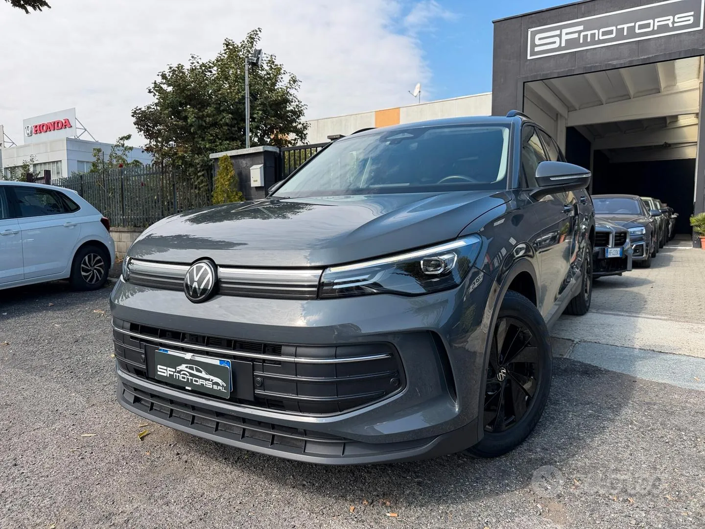 Volkswagen Tiguan 2024 photo 2