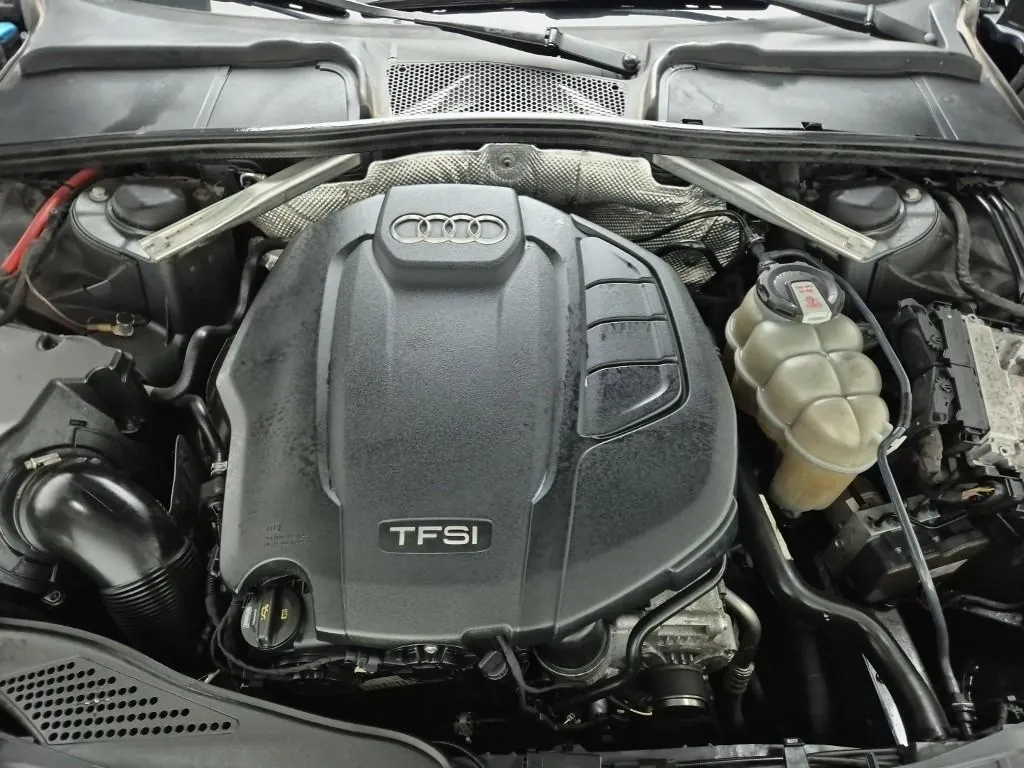 Audi A4 2016 photo 5