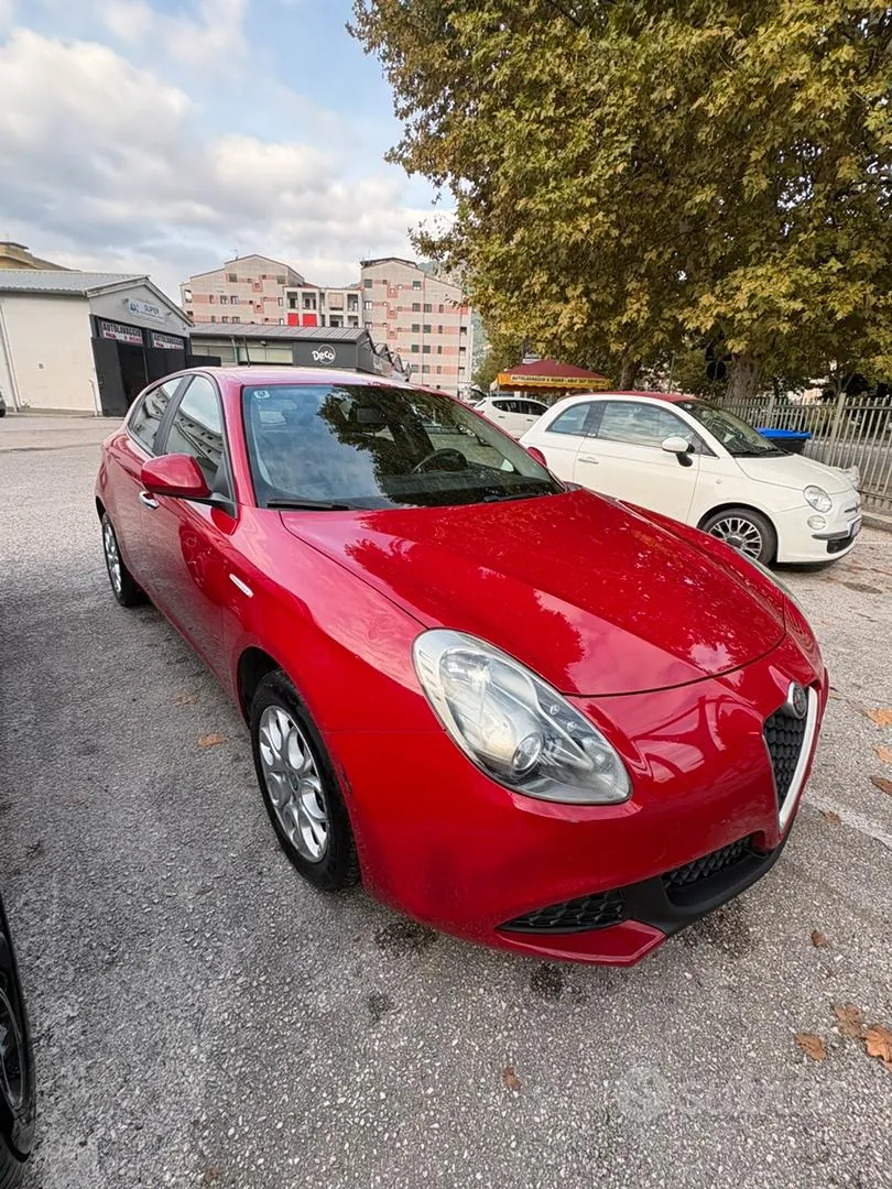 Alfa Romeo Giulietta 2018 photo 2