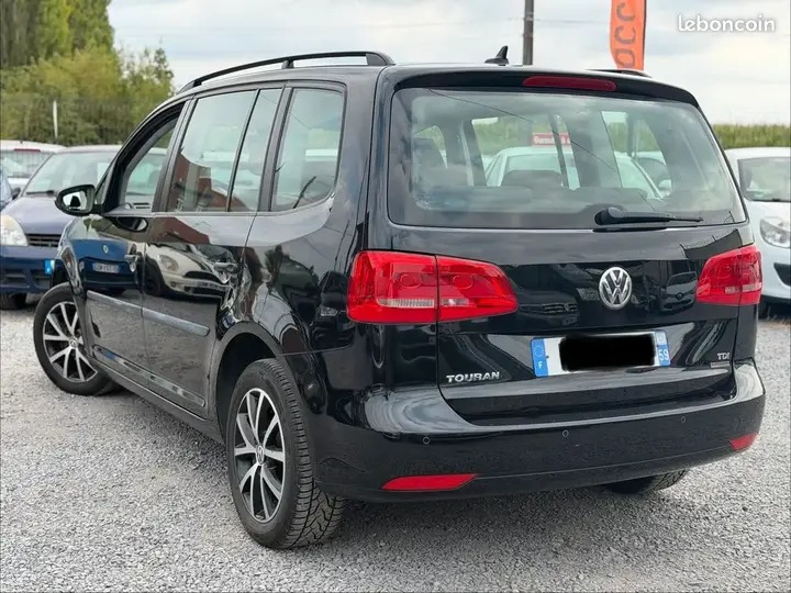 Volkswagen Touran 2015 photo 4