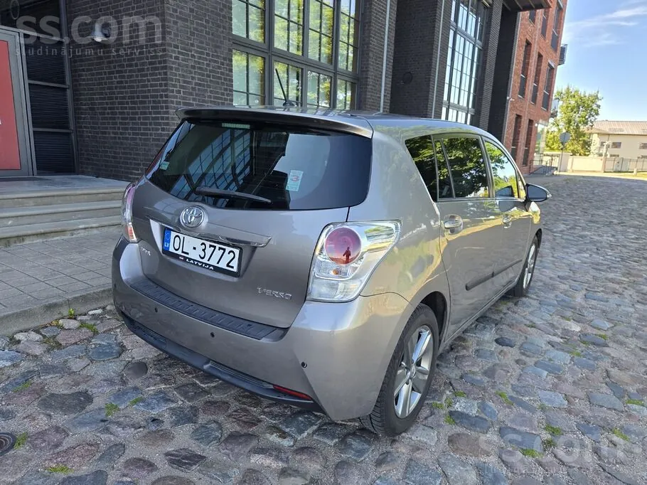 Toyota Verso 2014 photo 5