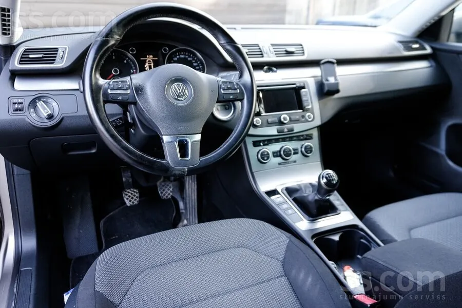 Volkswagen Passat 2014 photo 5