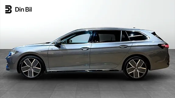 Volkswagen Passat 2025 photo 2