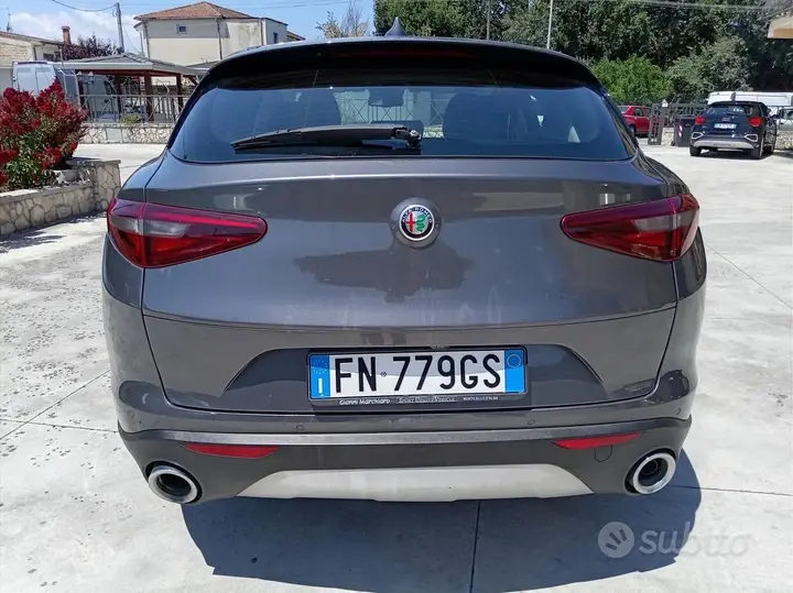 Alfa Romeo Stelvio 2018 photo 5