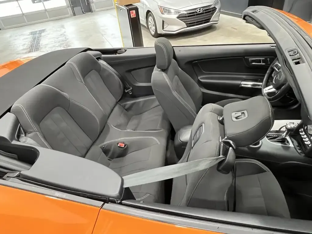 Ford Mustang 2021 photo 5