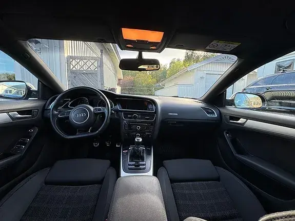 Audi A5 2015 photo 2