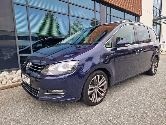 Volkswagen Sharan 2012 photo 2