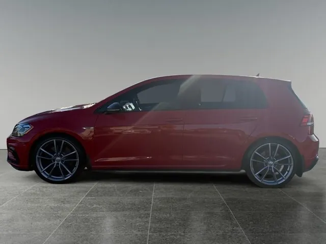 Volkswagen Golf R 2018 photo 2