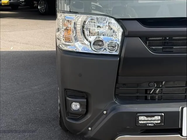 Toyota Hiace 2024 photo 5