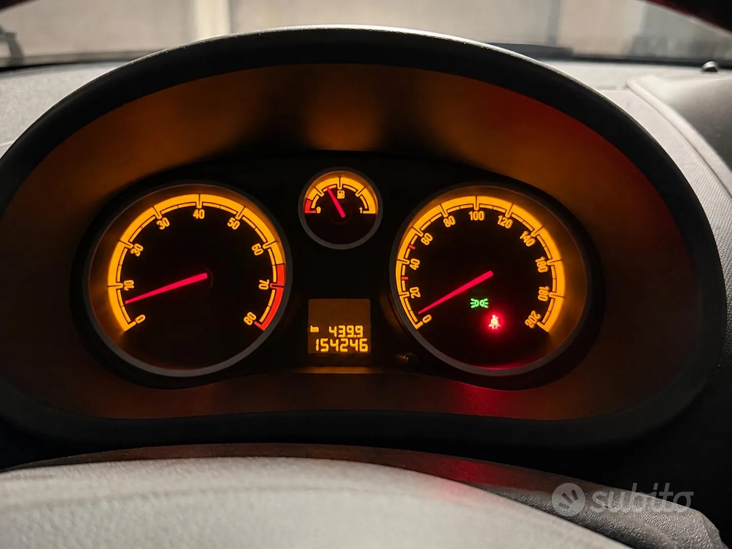 Opel Corsa 2015 photo 2
