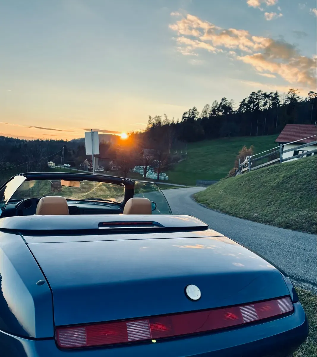 Alfa Romeo Spider 1997 photo 3