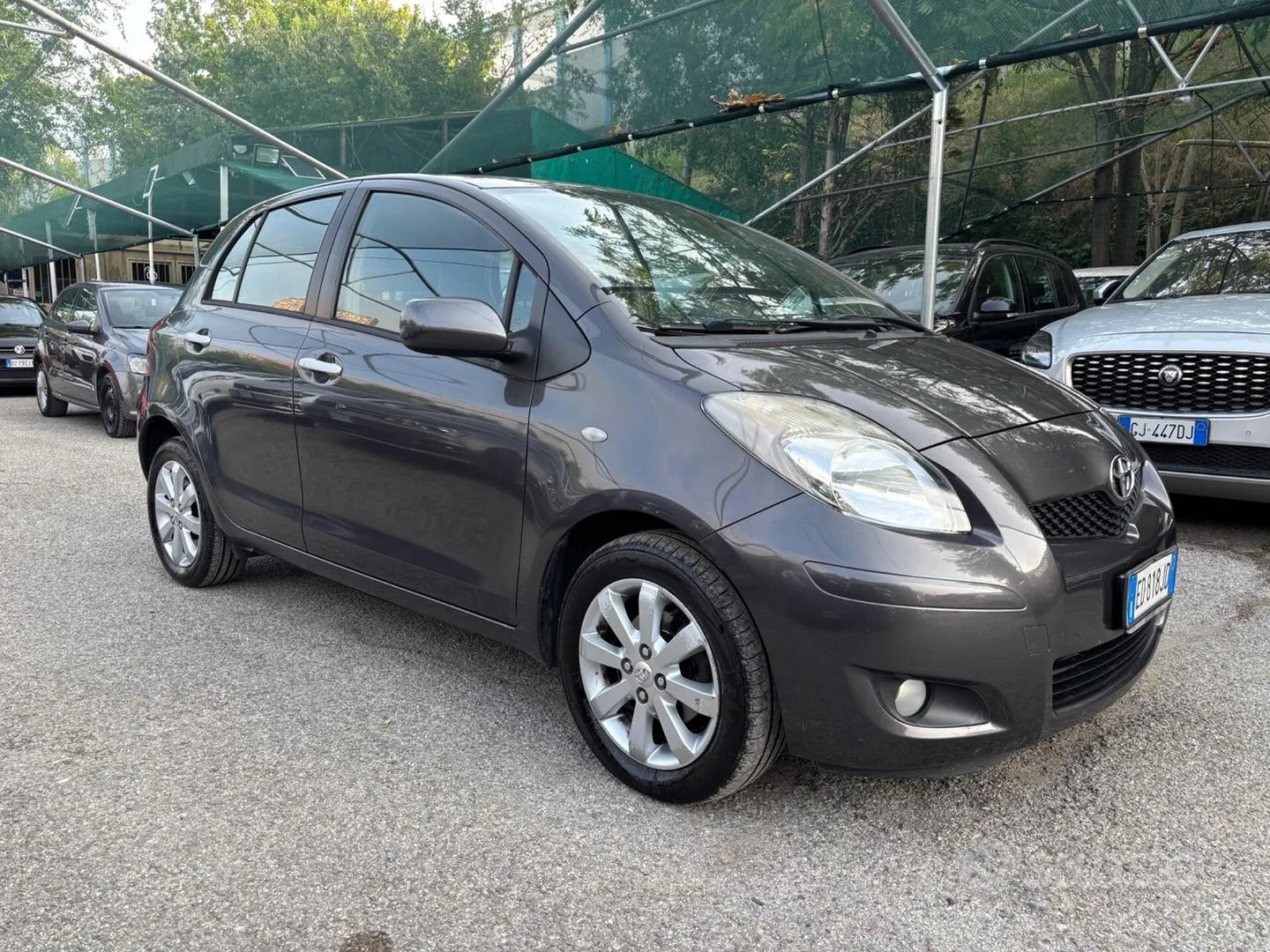 Toyota Yaris 2011 photo 3