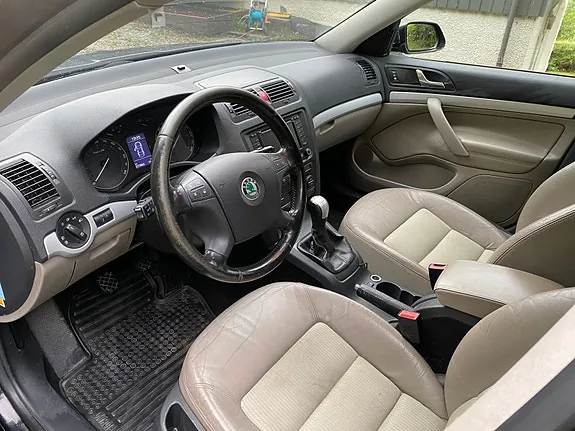 Skoda Octavia 2007 photo 3