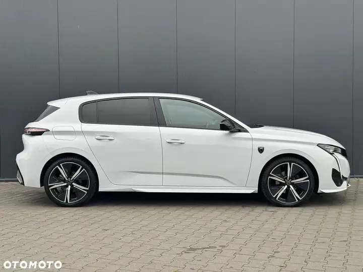 Peugeot 308 2024 photo 2