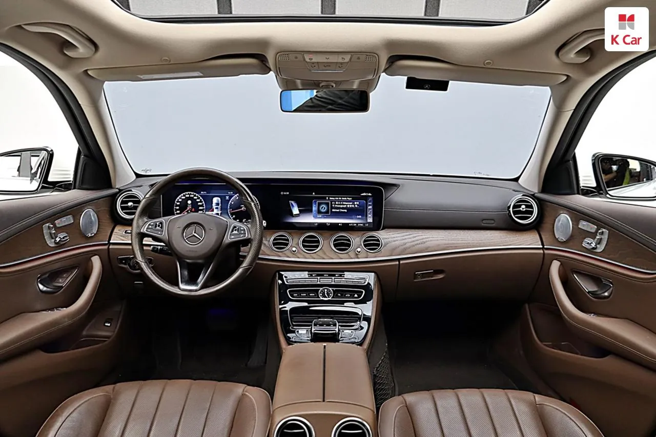 Mercedes-Benz E-Class 2018 photo 5