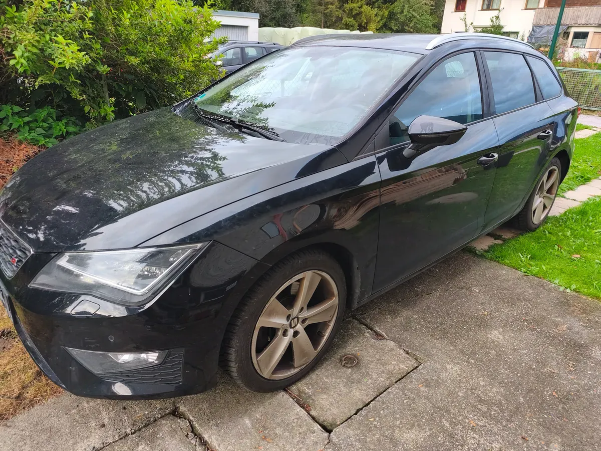 Seat Leon 2015 photo 2
