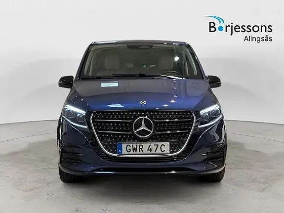 Mercedes-Benz V300 D 2026 photo 5