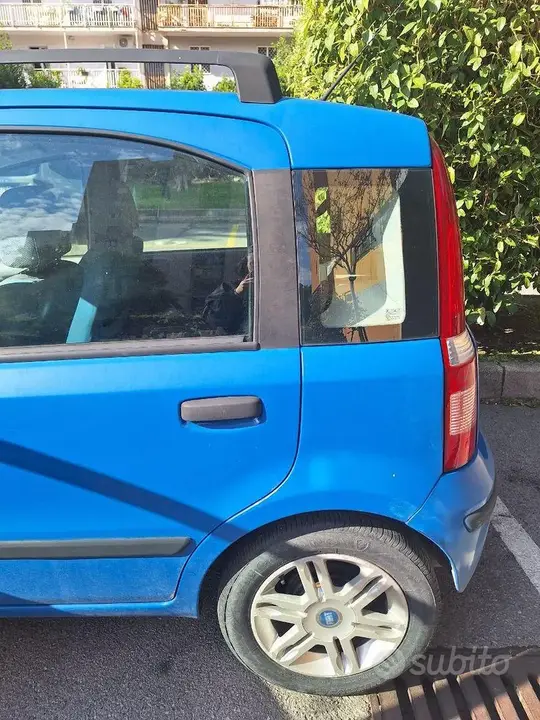 Fiat Panda 2004 photo 2