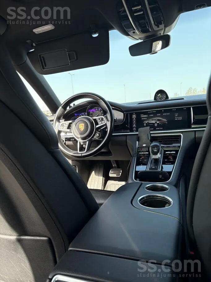 Porsche Panamera 2017 photo 5
