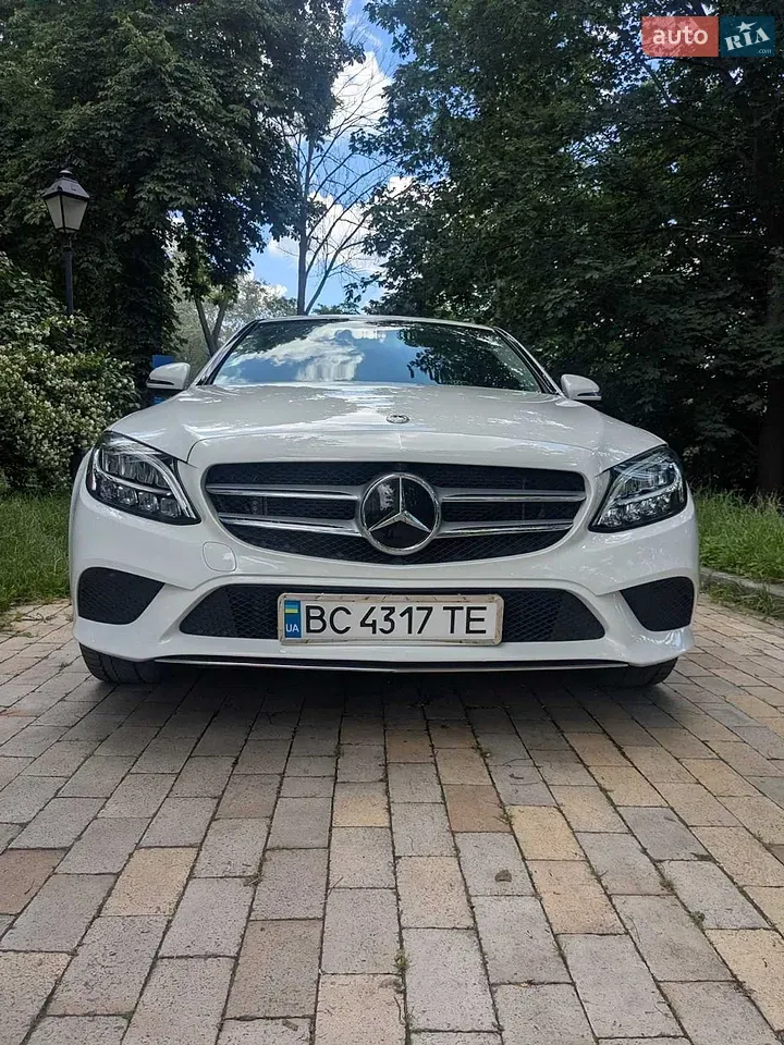 Mercedes-Benz C-Class 2018 photo 4