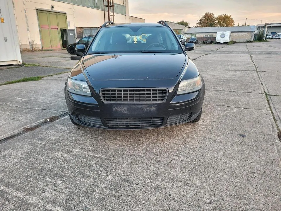 Volvo V50