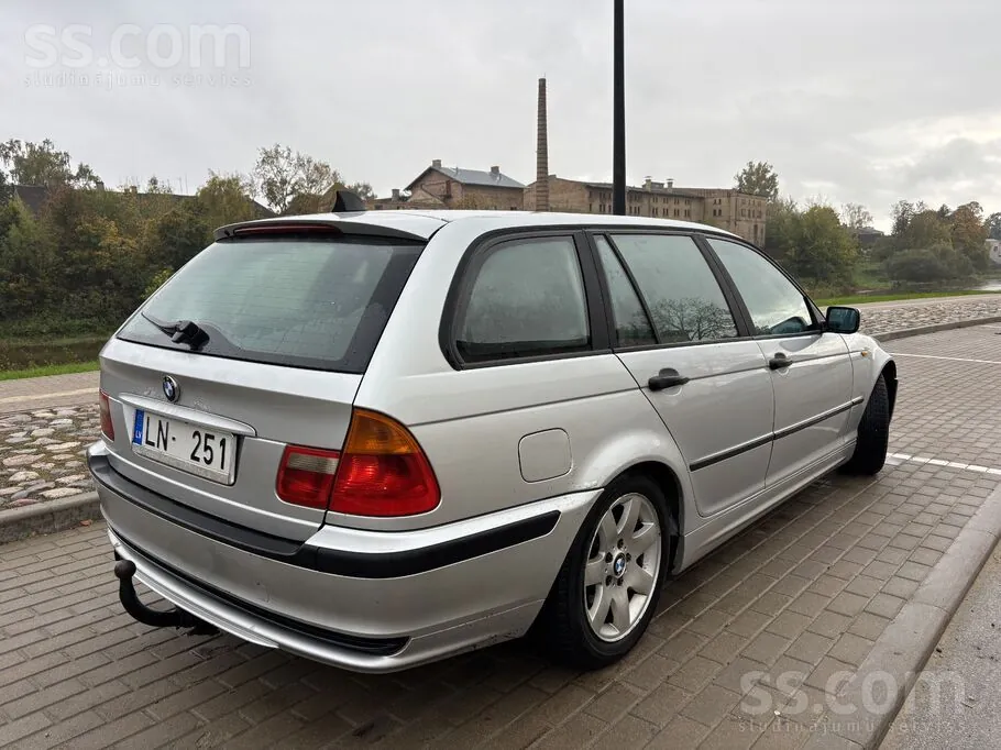 BMW 320 2002 photo 5
