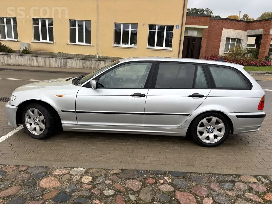 BMW 320 2002 photo 2