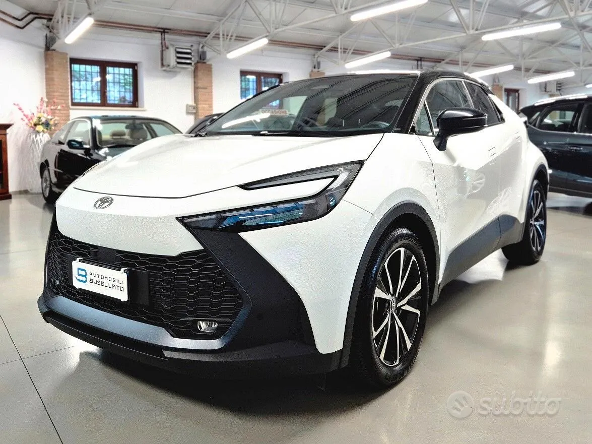 Toyota C-Hr 2024 photo 3