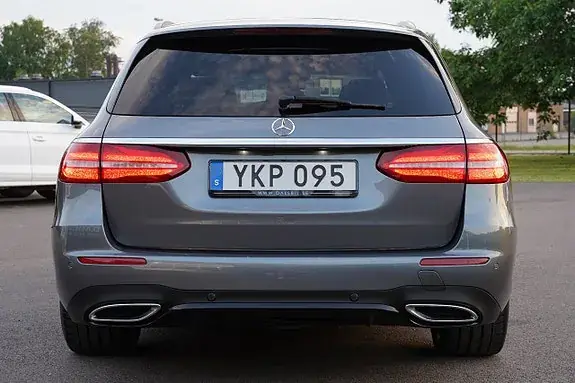 Mercedes-Benz E-Class 2017 photo 3