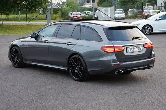 Mercedes-Benz E-Class 2017 photo 5