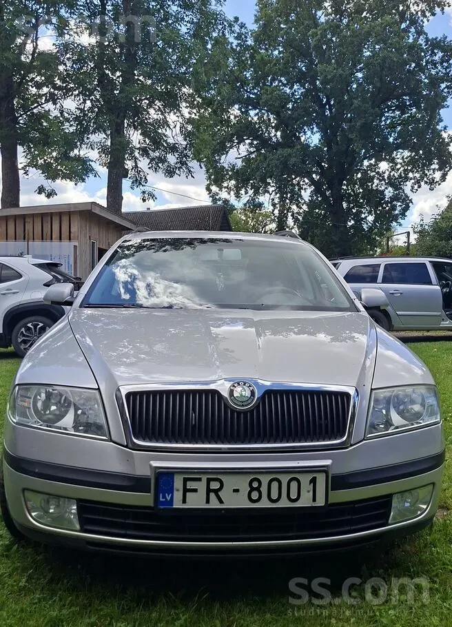 Skoda Octavia 2005 photo 2