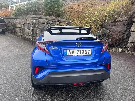 Toyota C-Hr 2019 photo 2