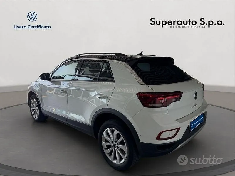 Volkswagen T-Roc 2023 photo 4