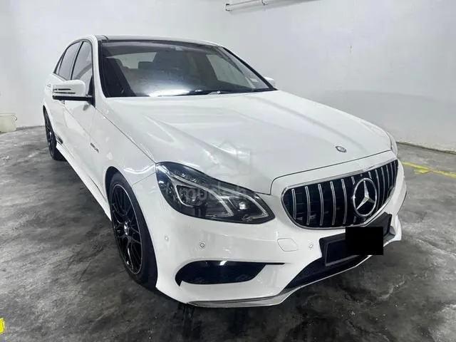 Mercedes-Benz E300