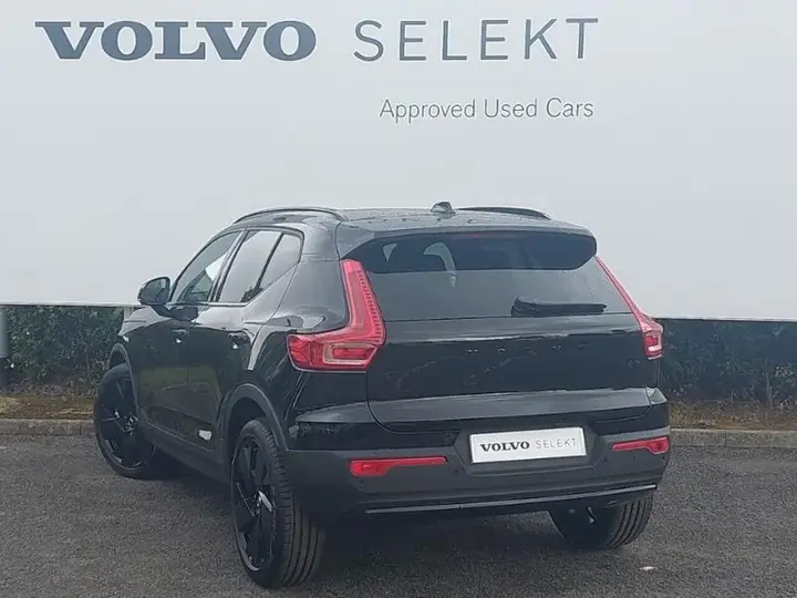 Volvo Xc40 2026 photo 2