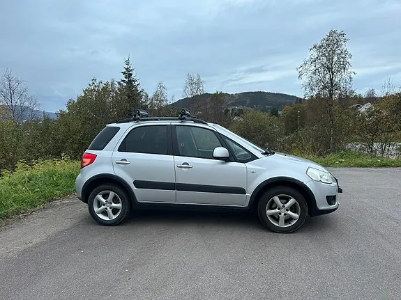 Suzuki Sx4 2008 photo 4
