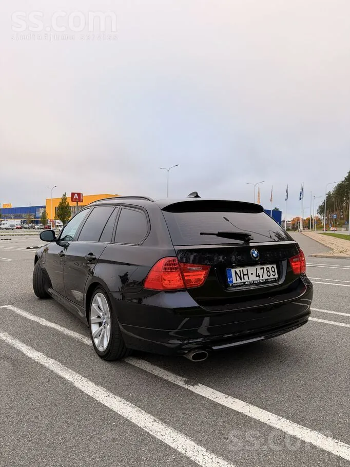 BMW 318D 2010 photo 5
