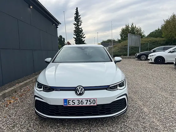 Volkswagen Golf Viii 2021 photo 2