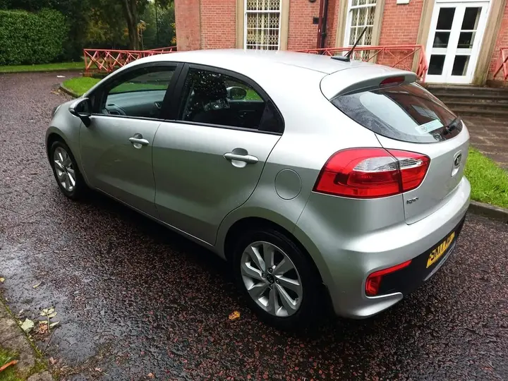 Kia Rio 2017 photo 4