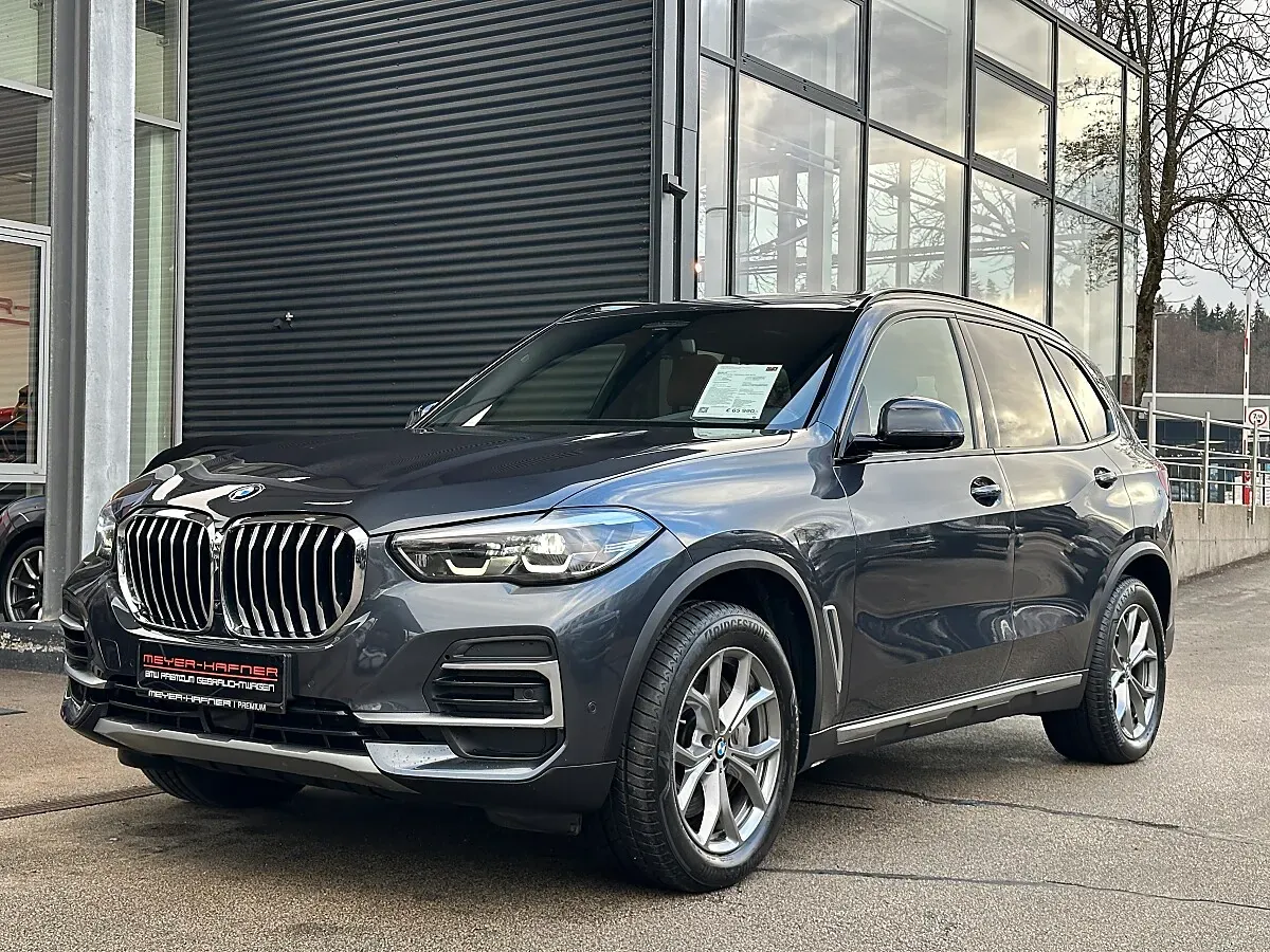 BMW X5 2021 photo 2