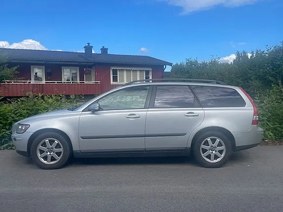 Volvo V50