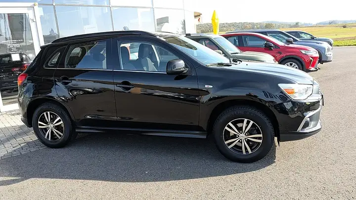 Mitsubishi Asx 2017 photo 2