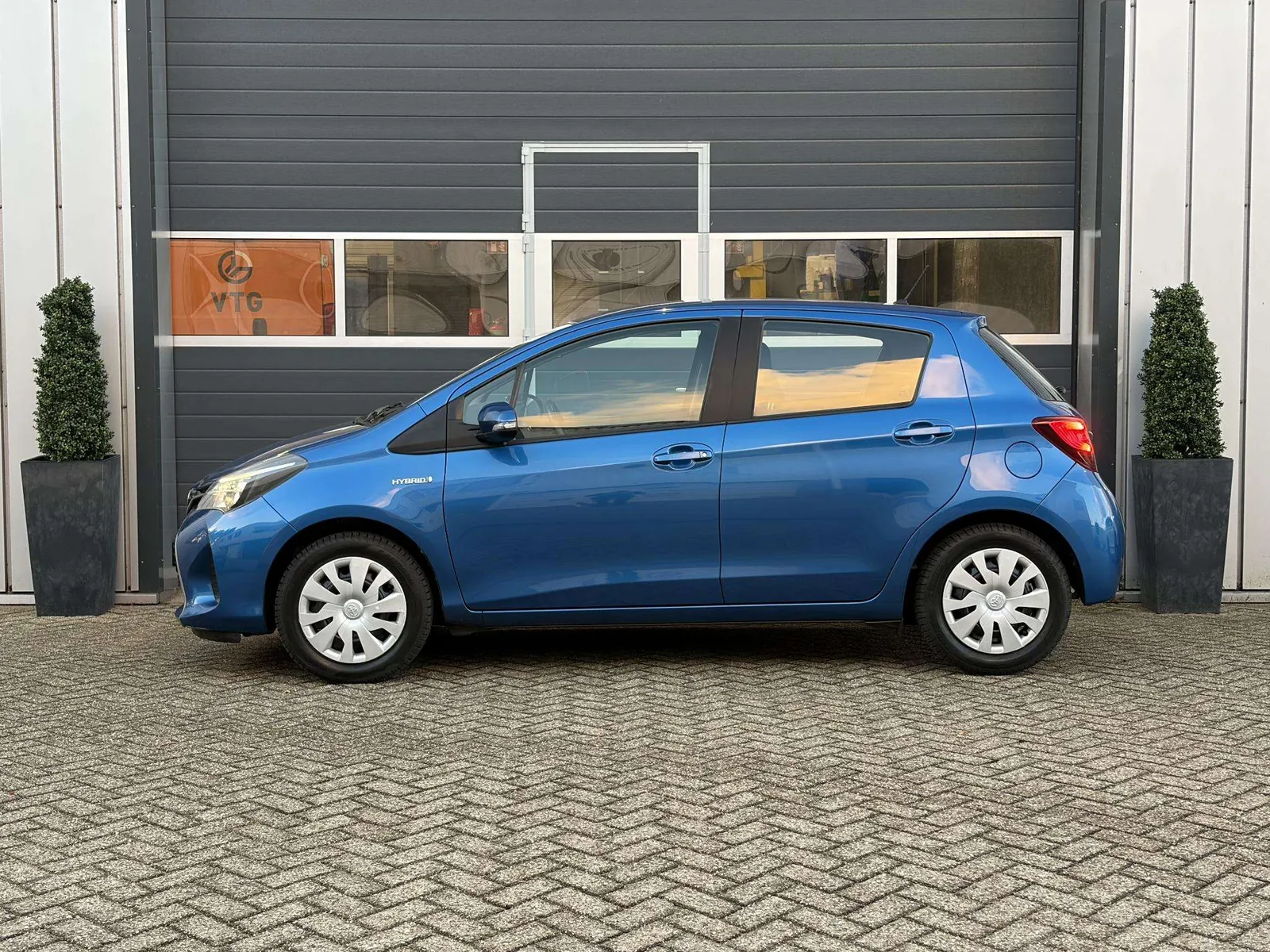 Toyota Yaris 2017 photo 5