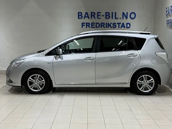 Toyota Verso 2012 photo 3