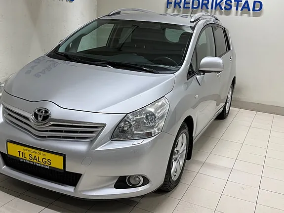 Toyota Verso 2012 photo 4